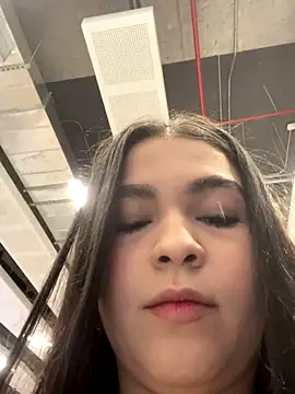 Snapshot of Blancanievess chatting on October 2025 11:21:02 PM Blancanievess online show from October 2025 11:21:02 PM