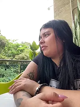 alissonfernandez  online show from March 2025 05:02:02 PM