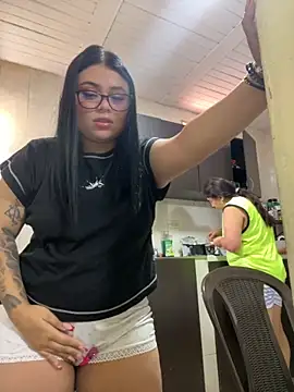 alissonfernandez  online show from September 2025 01:56:02 PM