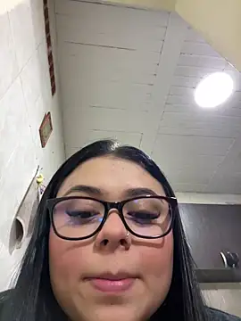 alissonfernandez  online show from September 2025 11:03:01 AM