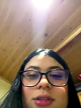 alissonfernandez  online show from October 2025 10:55:01 AM