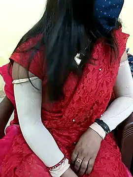 Snapshot of Simran-Kudi chatting on December 2024 04:43:01 AM Simran-Kudi online show from December 2024 04:43:01 AM