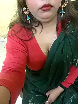 Snapshot of Simran-Kudi chatting on February 2025 04:59:01 AM Simran-Kudi online show from February 2025 04:59:01 AM