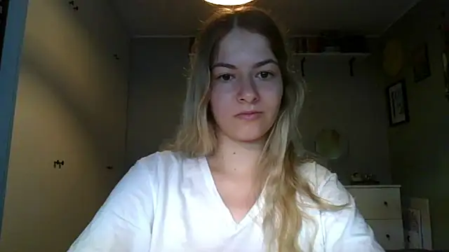 Snapshot of ROSIEx_sweet chatting on September 2025 06:46:02 AM ROSIEx sweet online show from September 2025 06:46:02 AM