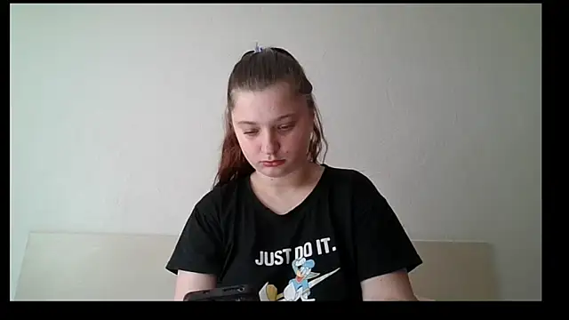 kila lo online show from March 2025 12:22:02 PM