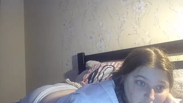 kila lo online show from February 2026 09:13:01 PM