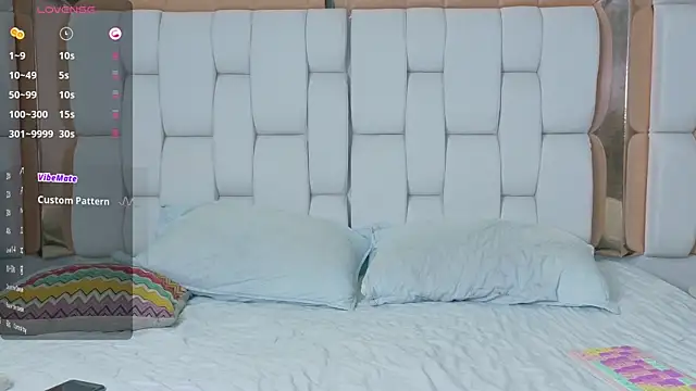 hornybarelylegalgirl online show from September 2025 07:25:02 PM