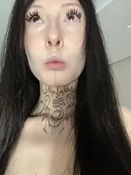 Snapshot of your_Roxy chatting on December 2024 06:23:02 PM your Roxy online show from December 2024 06:23:02 PM