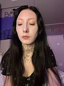 Snapshot of your_Roxy chatting on January 2025 04:03:01 PM your Roxy online show from January 2025 04:03:01 PM