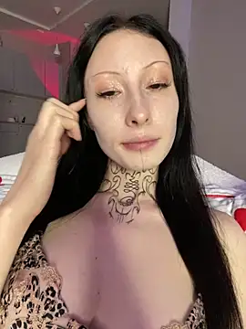 Snapshot of your_Roxy chatting on January 2025 12:46:01 AM your Roxy online show from January 2025 12:46:01 AM