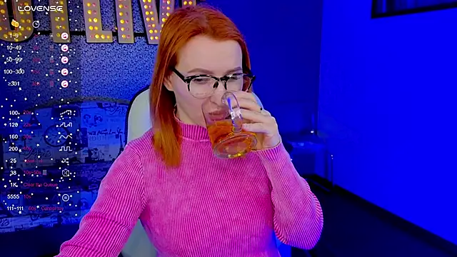 Snapshot of AliceBYKiss chatting on February 2026 06:28:02 AM AliceBYKiss online show from February 2026 06:28:02 AM