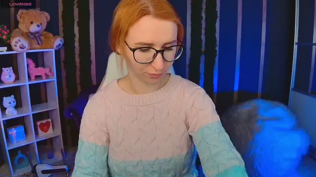 Snapshot of AliceBYKiss chatting on February 2026 06:19:02 AM AliceBYKiss online show from February 2026 06:19:02 AM