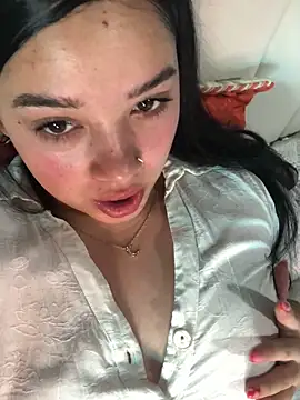 Julieta 333 online show from September 2025 03:45:01 PM