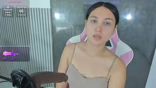 lana boomer online show from April 2026 09:04:02 PM