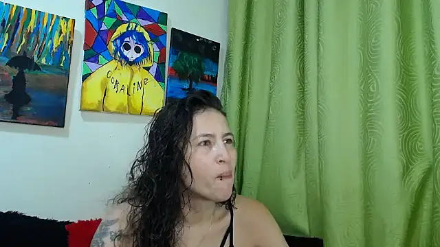 Leyla Horny Bg online show from December 2025 11:20:02 PM