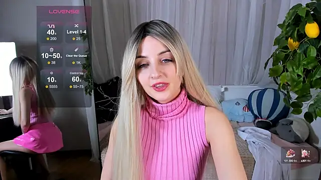 Snapshot of Katty_Lights chatting on January 2025 12:33:02 PM Katty Lights online show from January 2025 12:33:02 PM