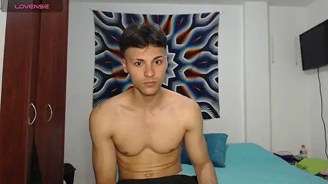 Snapshot of AshleyandTyler chatting on December 2024 02:10:01 AM AshleyandTyler online show from December 2024 02:10:01 AM