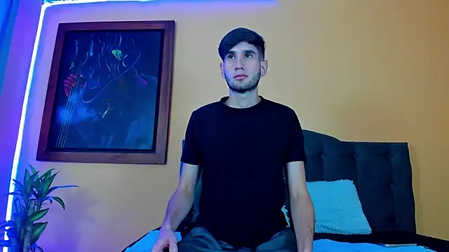 Thhiago tay online show from December 2024 07:46:02 PM