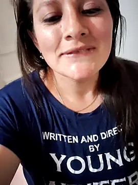 Neve Collins online show from December 2024 03:30:01 AM