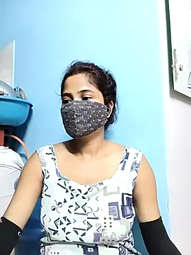 samosa73 online show from October 2025 09:34:02 PM