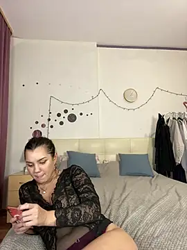 Snapshot of MiraMiss chatting on January 2025 11:09:02 AM MiraMiss online show from January 2025 11:09:02 AM