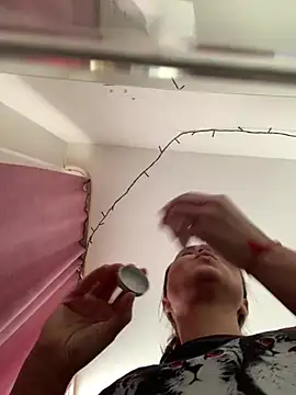 MiraMiss online show from February 2026 07:01:01 AM