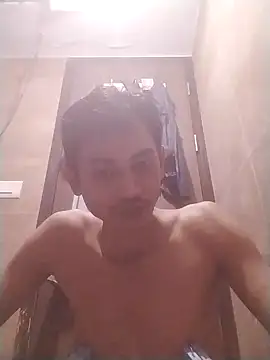 jenilmax online show from February 2025 01:27:01 PM