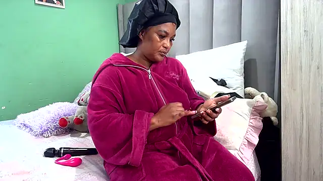 SexyEbony37X online show from May 2026 06:42:01 AM