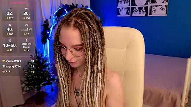 Snapshot of VioletShine chatting on December 2024 06:49:01 PM VioletShine online show from December 2024 06:49:01 PM