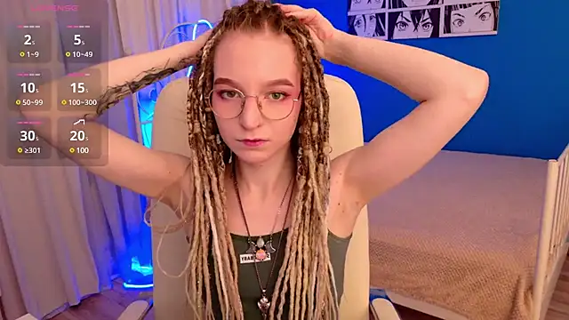 Snapshot of VioletShine chatting on January 2025 01:41:02 PM VioletShine online show from January 2025 01:41:02 PM