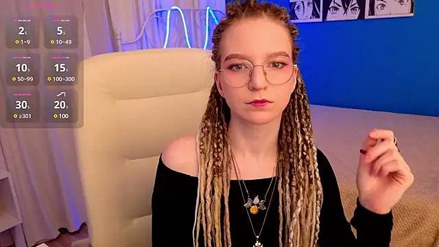 Snapshot of VioletShine chatting on January 2025 09:59:01 AM VioletShine online show from January 2025 09:59:01 AM