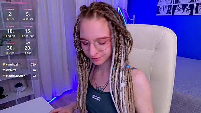 Snapshot of VioletShine chatting on January 2025 01:02:02 PM VioletShine online show from January 2025 01:02:02 PM