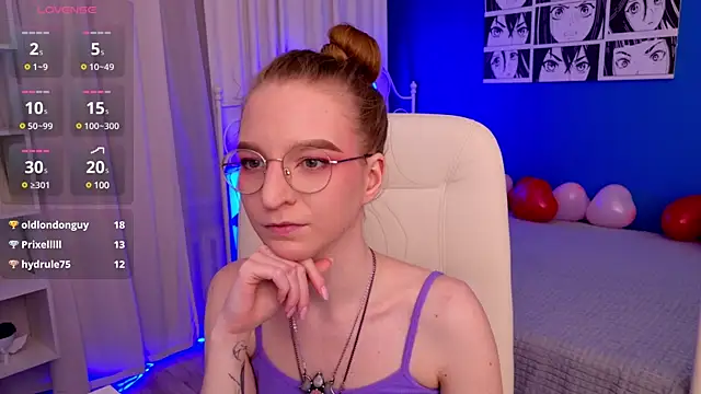 Snapshot of VioletShine chatting on February 2025 06:19:02 PM VioletShine online show from February 2025 06:19:02 PM