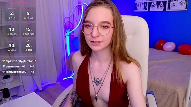 Snapshot of VioletShine chatting on February 2025 12:54:02 PM VioletShine online show from February 2025 12:54:02 PM