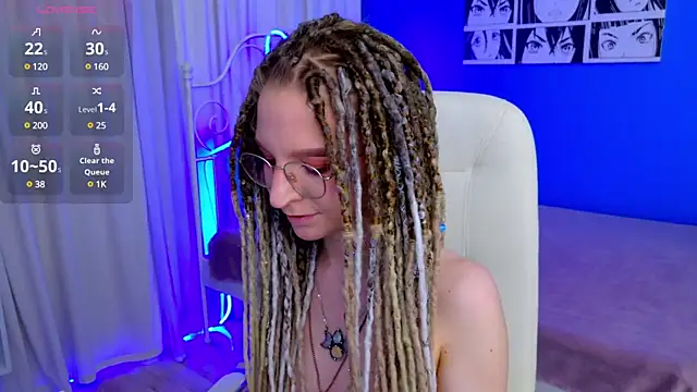 Snapshot of VioletShine chatting on March 2025 03:40:01 PM VioletShine online show from March 2025 03:40:01 PM