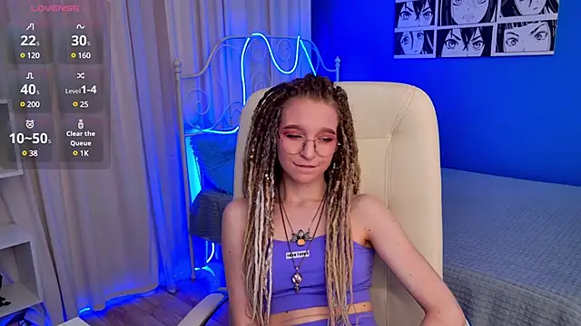 Snapshot of VioletShine chatting on March 2025 02:30:02 PM VioletShine online show from March 2025 02:30:02 PM