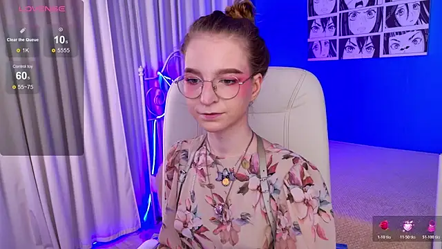 Snapshot of VioletShine chatting on November 2025 11:54:01 AM VioletShine online show from November 2025 11:54:01 AM