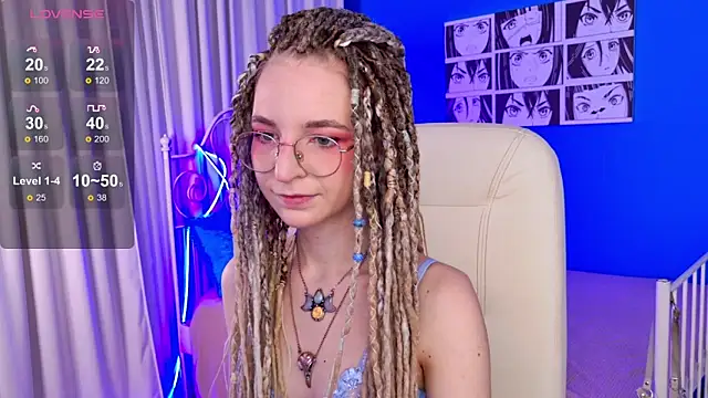 Snapshot of VioletShine chatting on November 2025 11:31:02 AM VioletShine online show from November 2025 11:31:02 AM