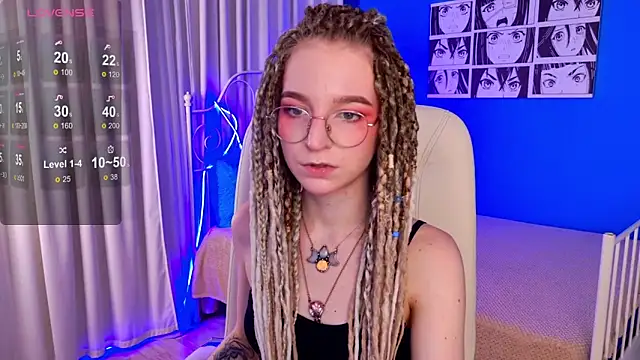 Snapshot of VioletShine chatting on December 2025 12:58:02 PM VioletShine online show from December 2025 12:58:02 PM