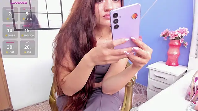 DannaMishellx  online show from October 2025 04:09:01 PM