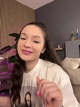 Snapshot of VixenAmour chatting on March 2025 06:23:02 PM VixenAmour online show from March 2025 06:23:02 PM