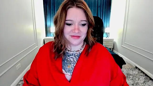 MoonLghte online show from February 2025 02:08:02 AM