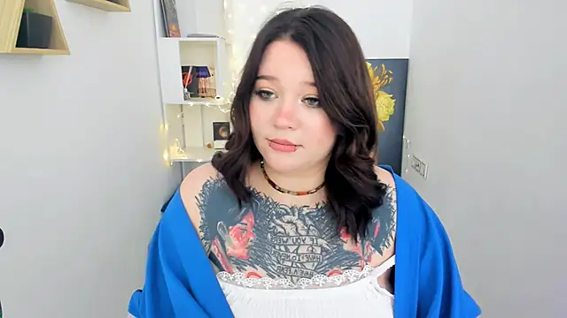 MoonLghte online show from March 2025 07:44:02 PM