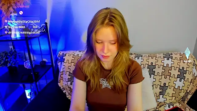 Snapshot of EvaStevs chatting on December 2024 08:48:01 PM EvaStevs online show from December 2024 08:48:01 PM