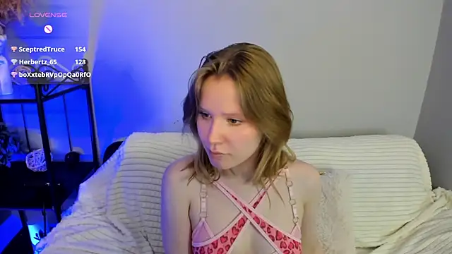 Snapshot of EvaStevs chatting on January 2025 04:23:01 AM EvaStevs online show from January 2025 04:23:01 AM