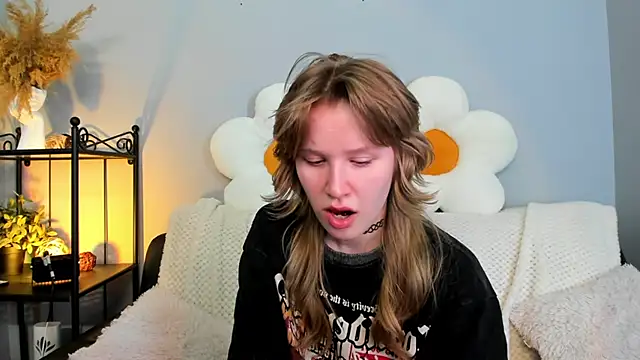 Snapshot of EvaStevs chatting on February 2025 04:03:01 AM EvaStevs online show from February 2025 04:03:01 AM