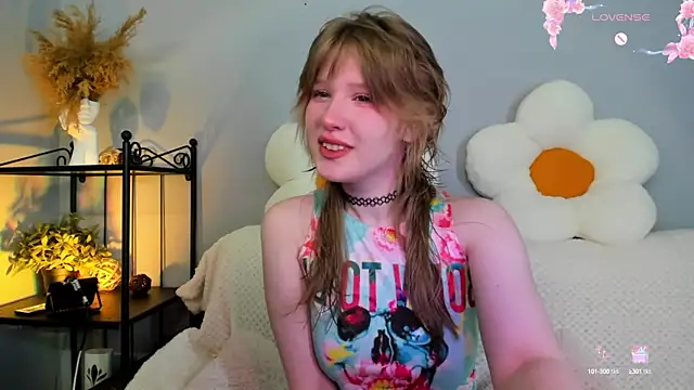 Snapshot of EvaStevs chatting on February 2025 04:21:02 PM EvaStevs online show from February 2025 04:21:02 PM