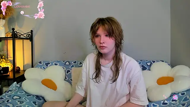 Snapshot of EvaStevs chatting on February 2025 06:45:01 PM EvaStevs online show from February 2025 06:45:01 PM