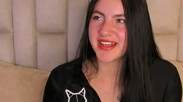 jenifer  power10 online show from January 2025 06:45:02 PM