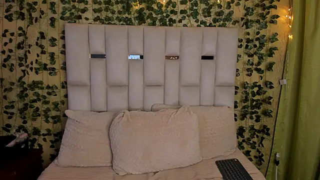 jenifer  power10 online show from January 2025 12:36:01 PM